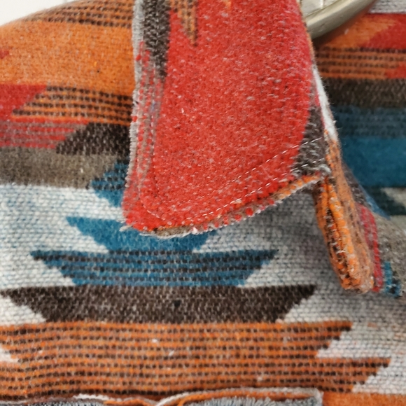 New Western Farmhouse Distressed Flannel Jacket Coat Shacket Button Top Blue Red - Picture 8 of 11